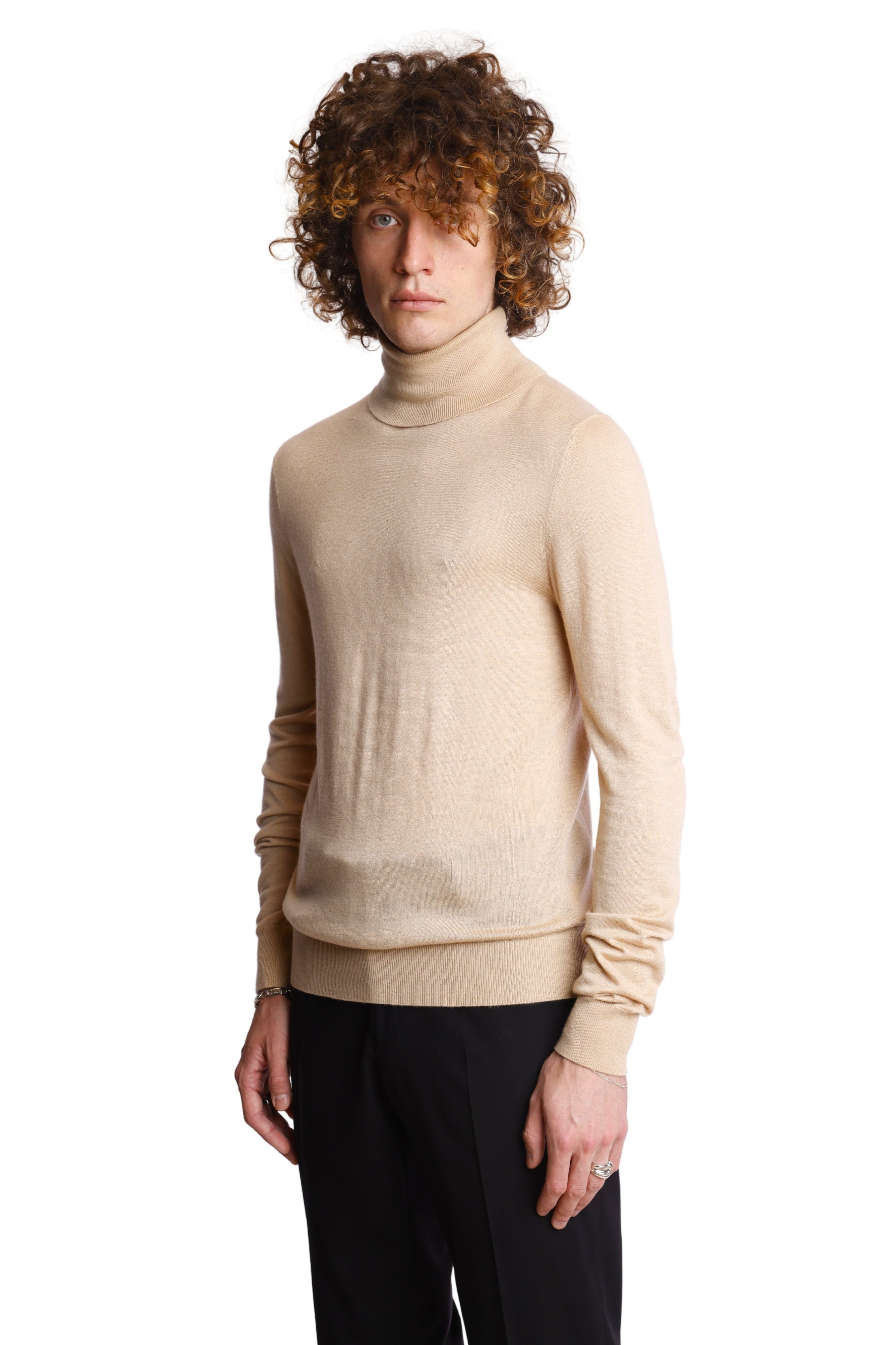 Luxe Fine Gauge Turtleneck - Almond