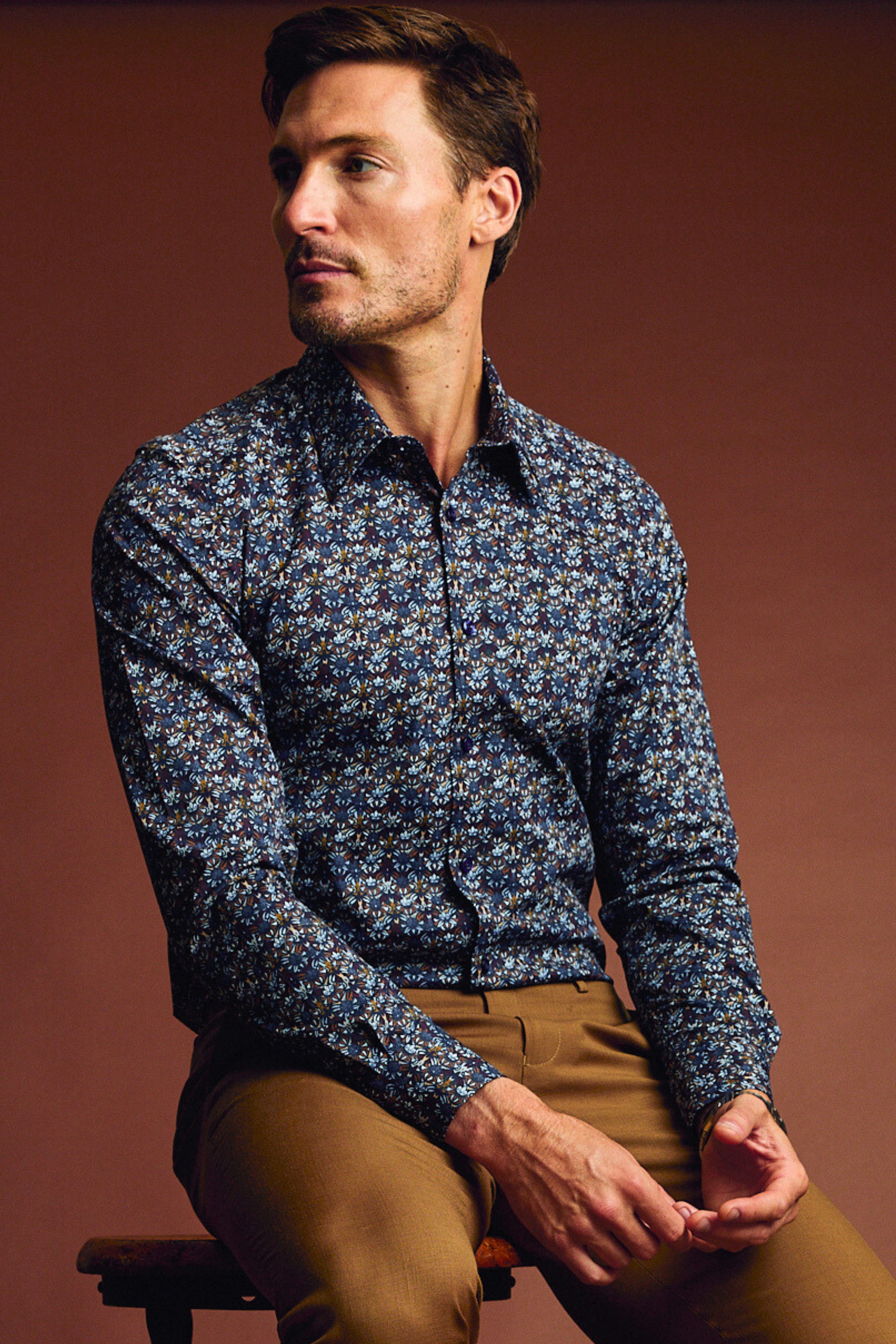 Parker Pointed Collar Shirt - Blue & Burgundy Abstract