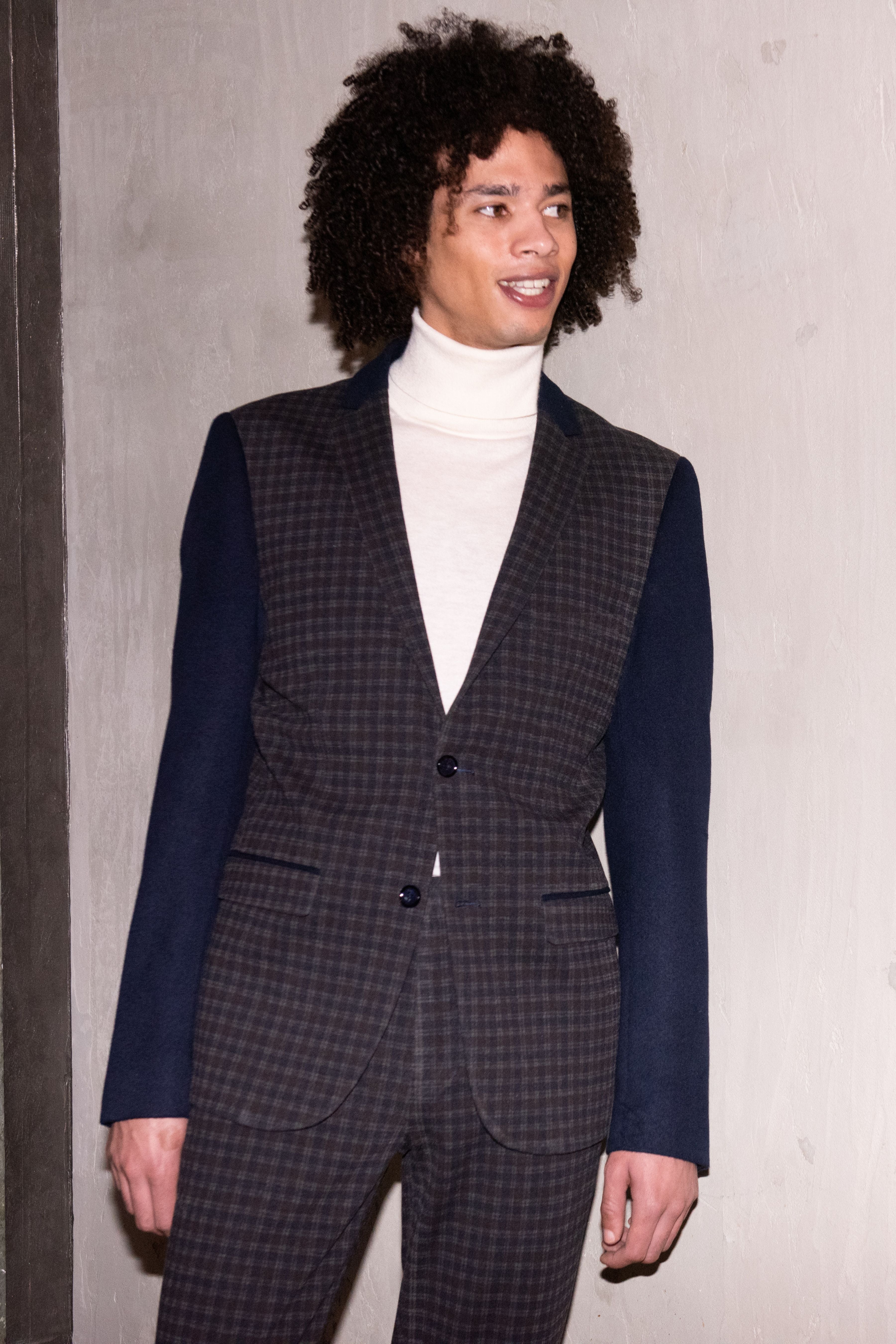 Altemus Contrast Sleeve Jacket - Check Navy Multi