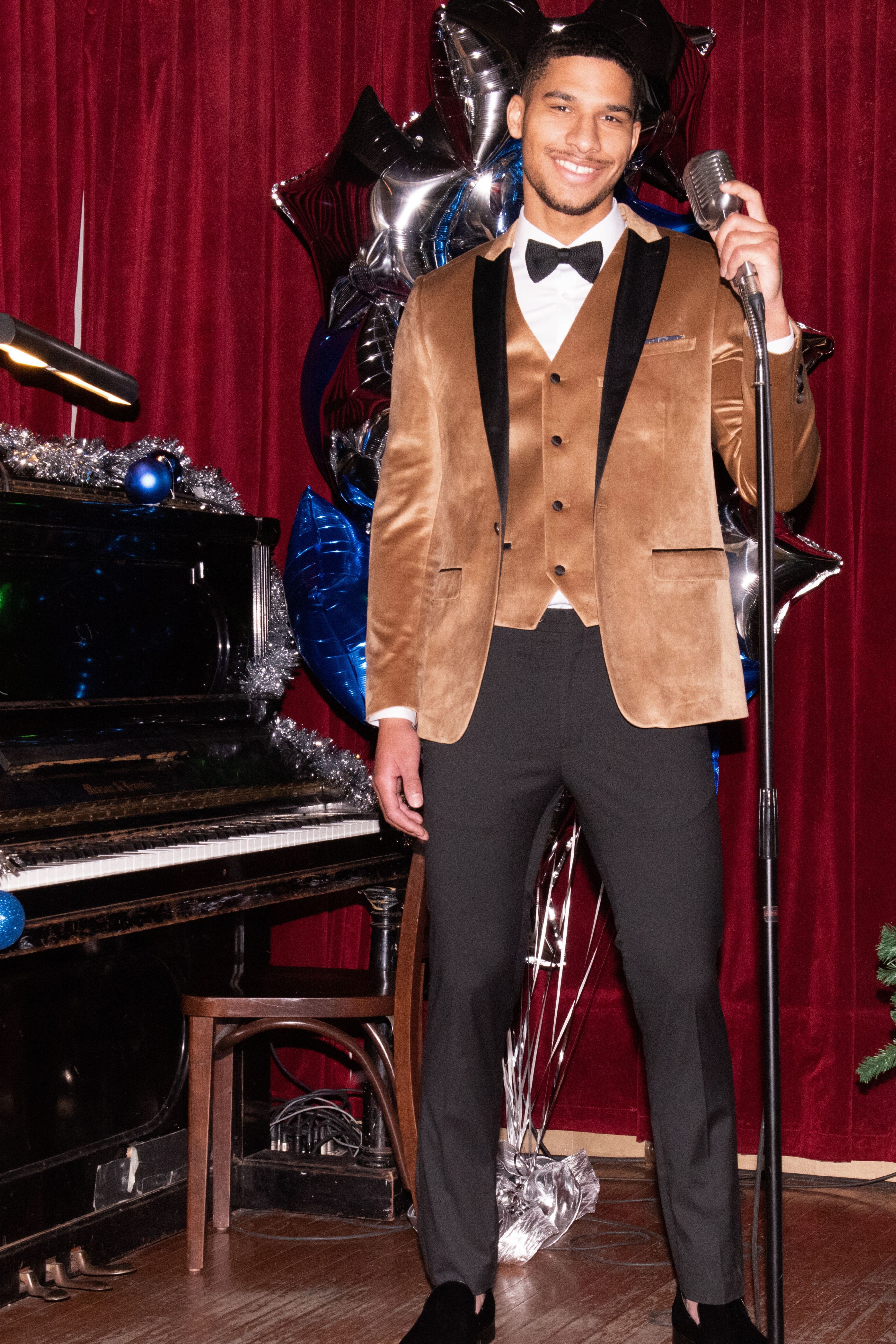 Grosvenor Peak Tux Jacket - slim - Golden Velvet