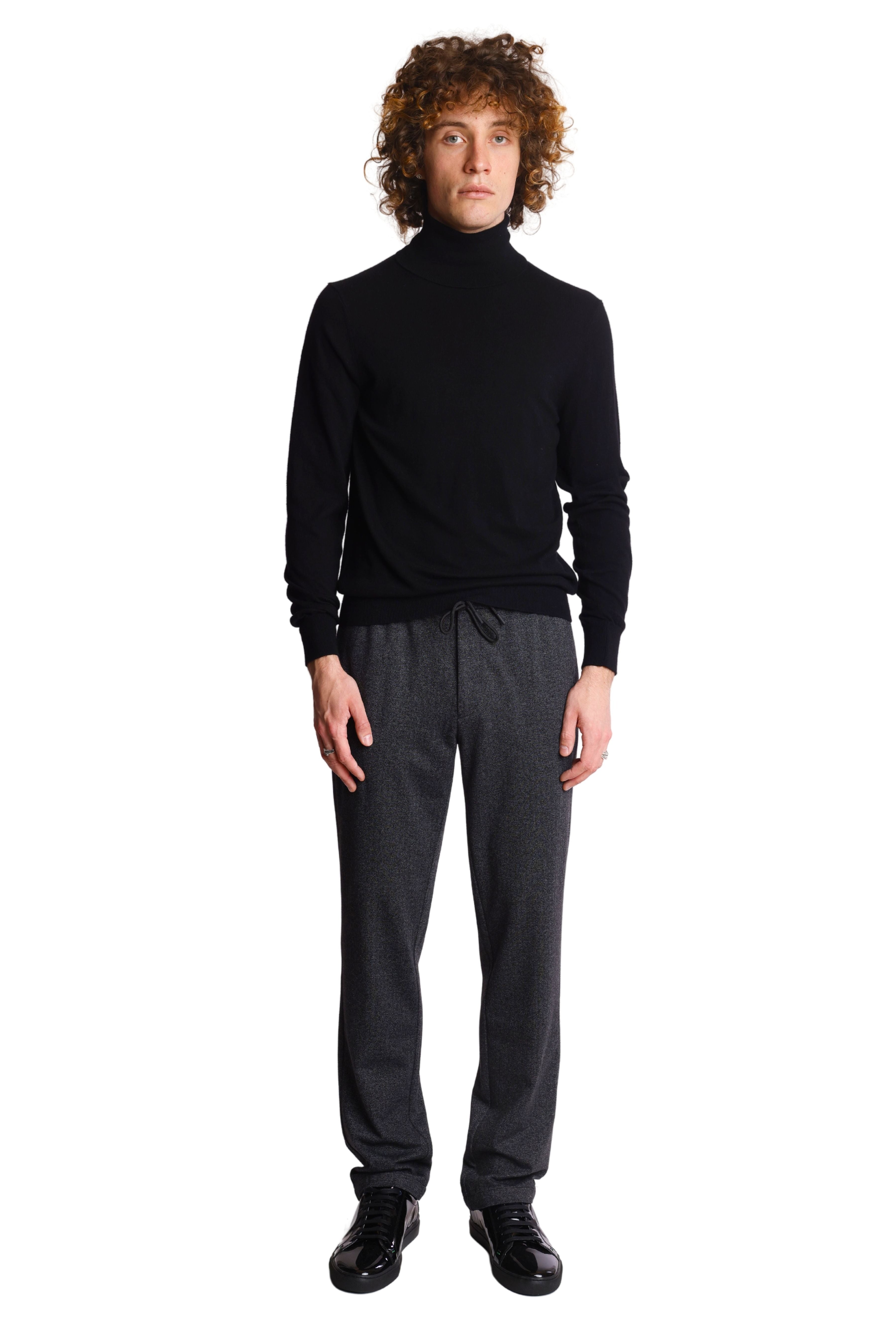 Luxe Fine Gauge Turtleneck - Black