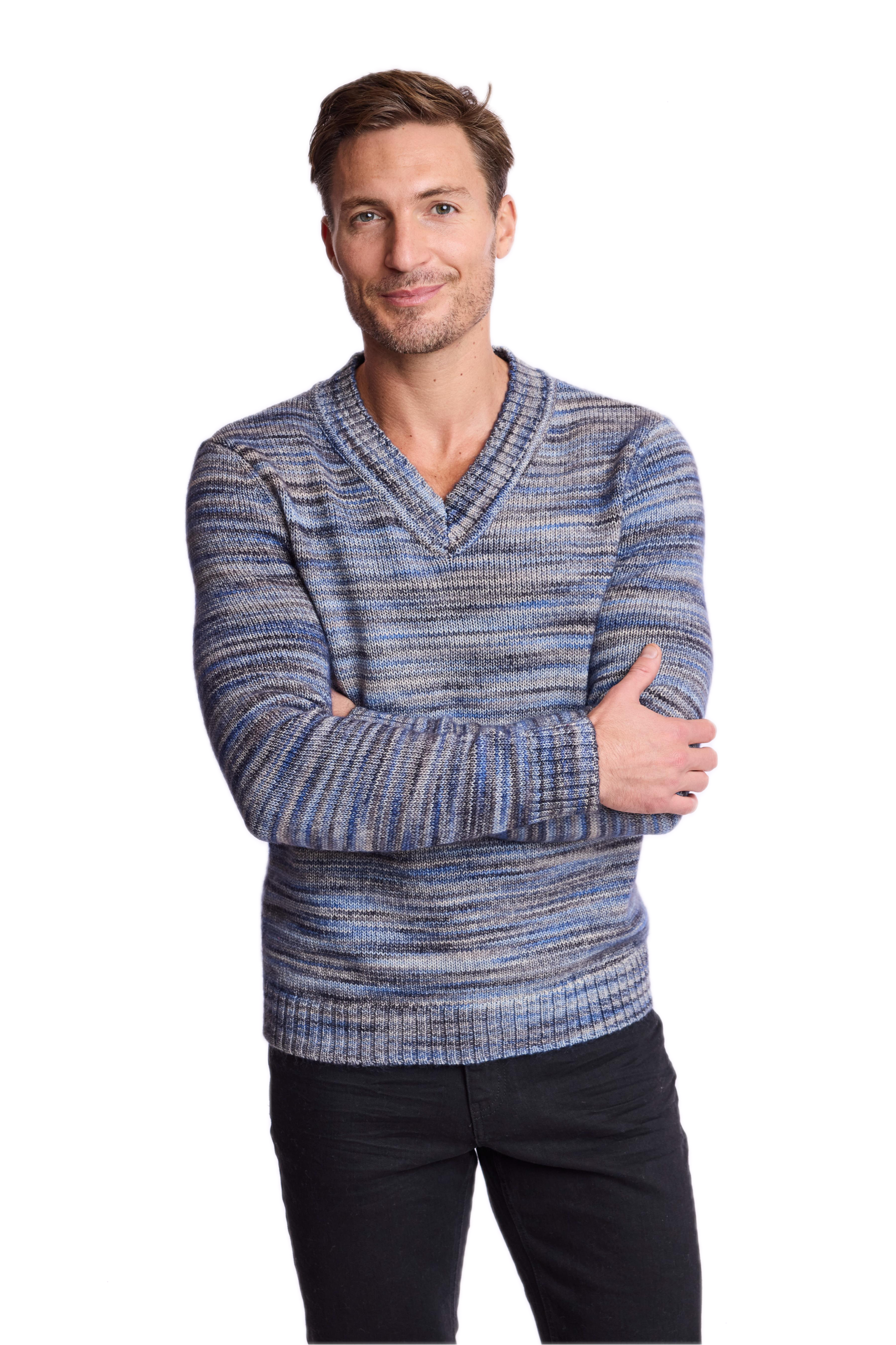 V-Neck Sweater - Navy Black Multi